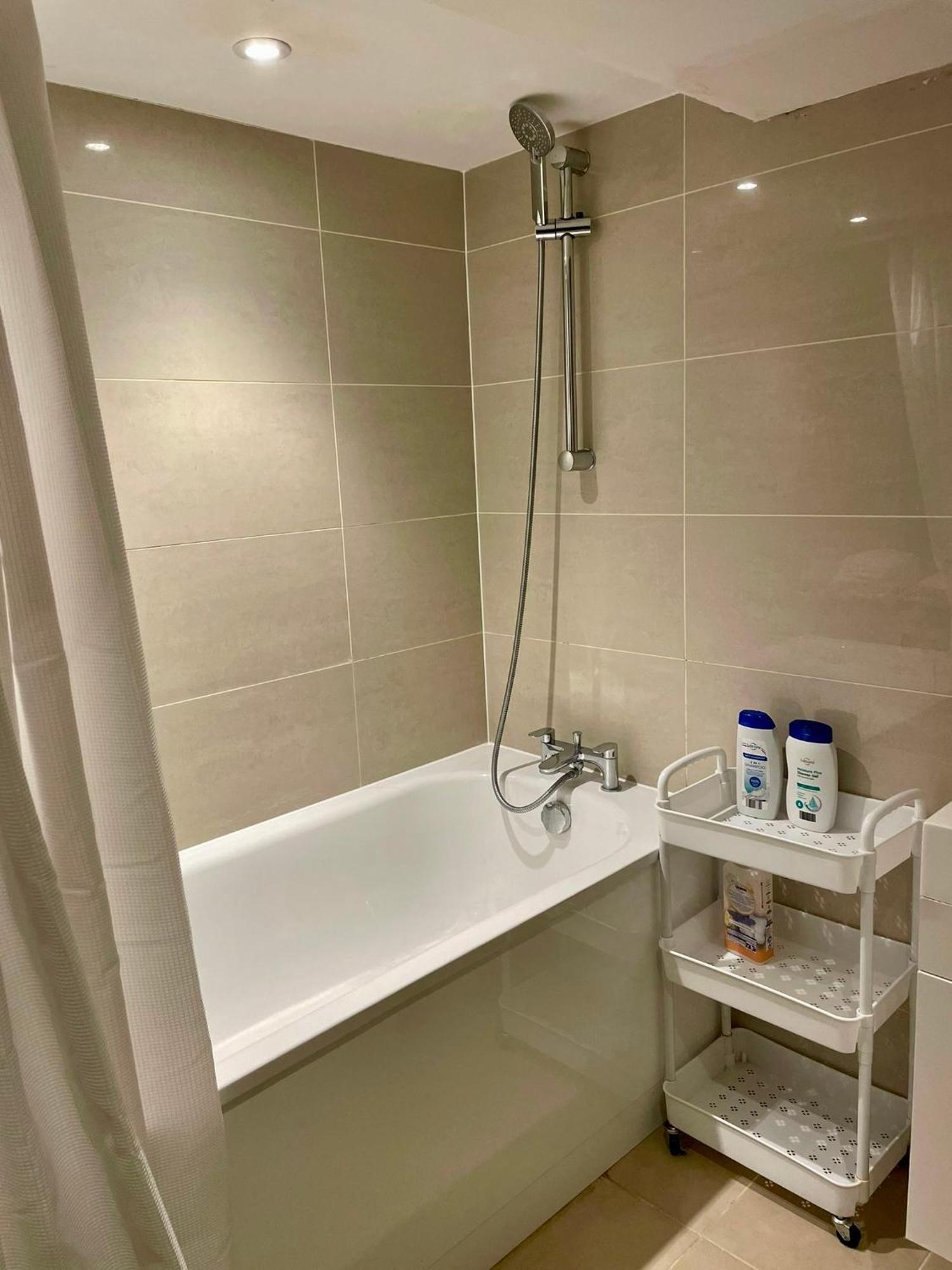 Central Cosy Studio Apartments Londra Dış mekan fotoğraf