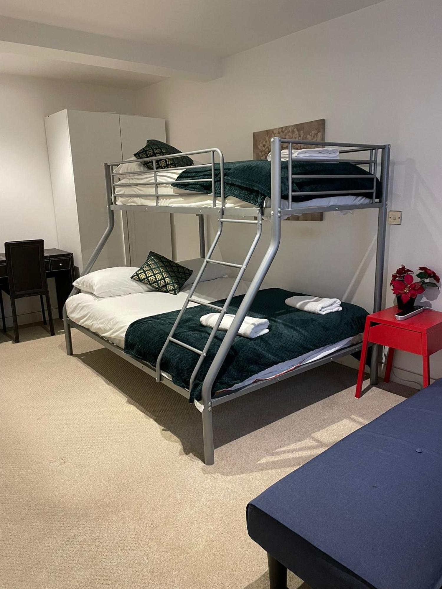 Central Cosy Studio Apartments Londra Dış mekan fotoğraf